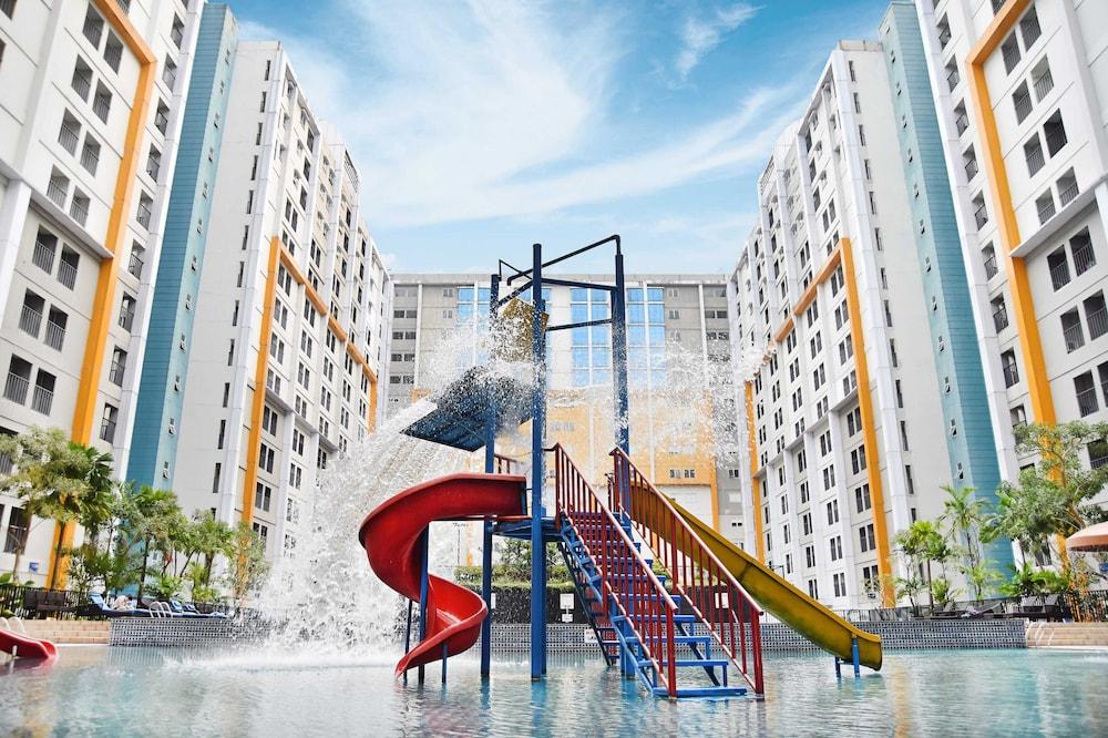 Hotel Vega Gading 3*
