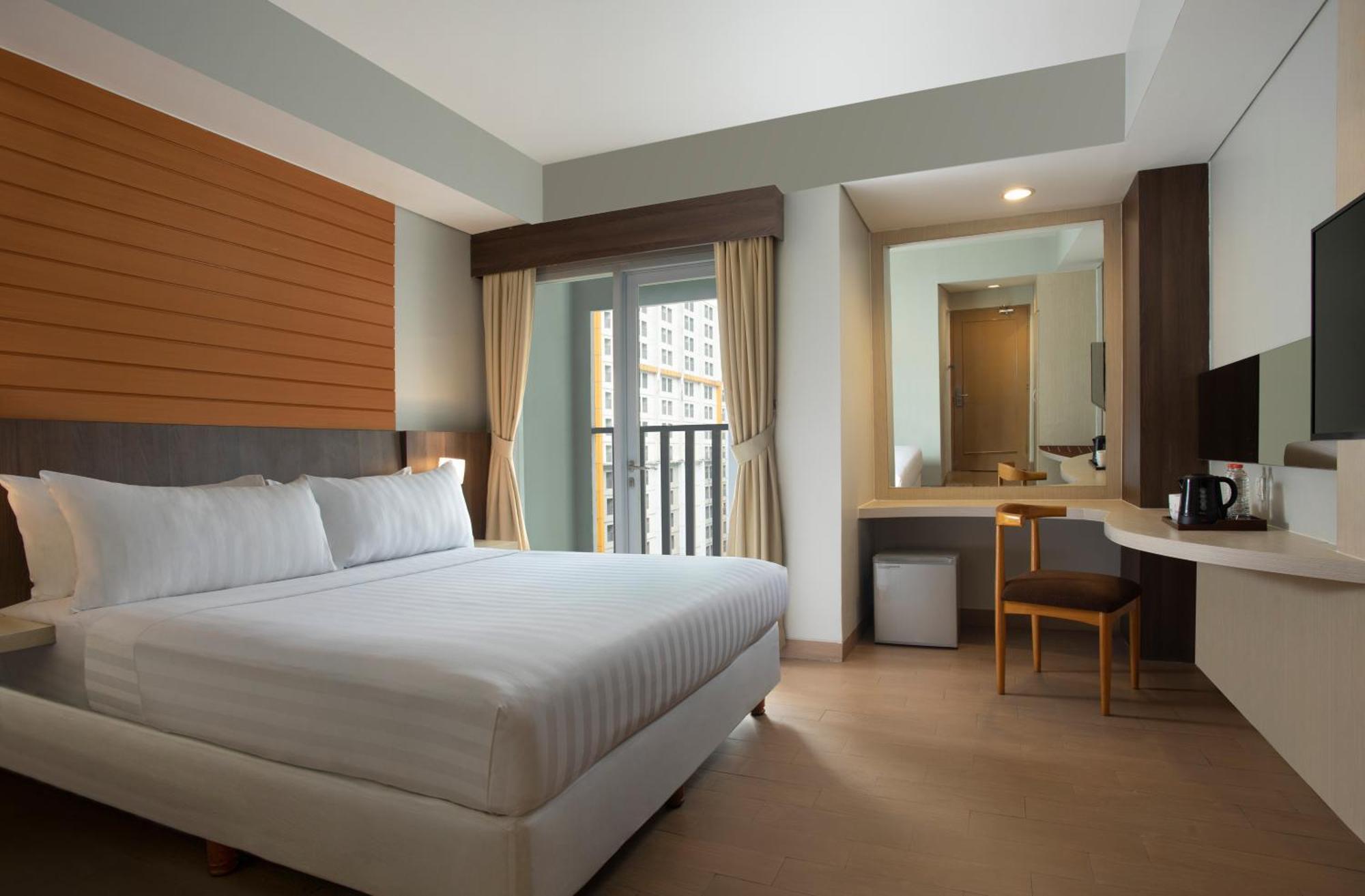 Hotel Vega Gading 3*
