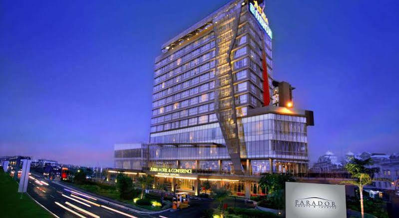 Vega Gading Hotel 3*